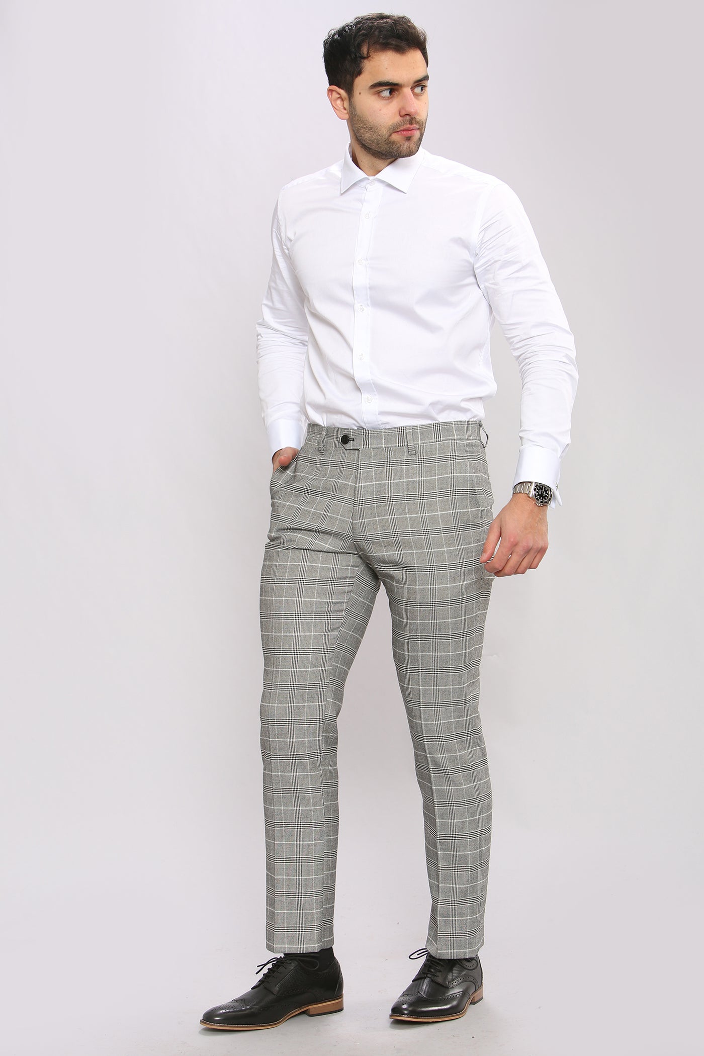 ROSS - Grey Check Three Piece Suit