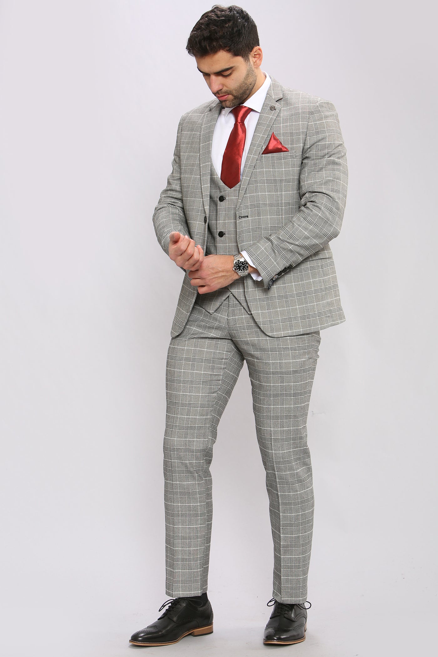 ROSS - Grey Check Three Piece Suit