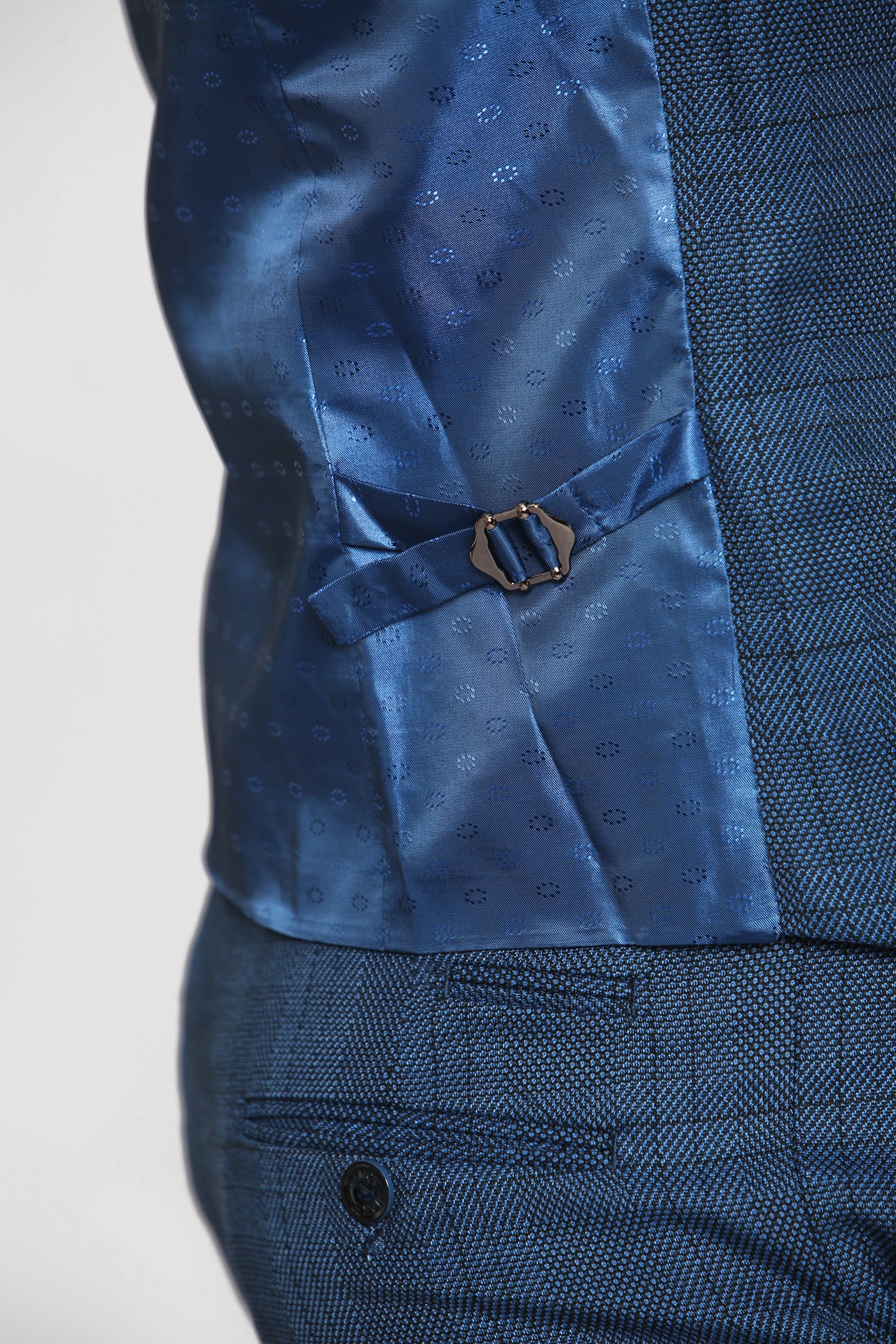 JERRY - Blue Check Three Piece Suit
