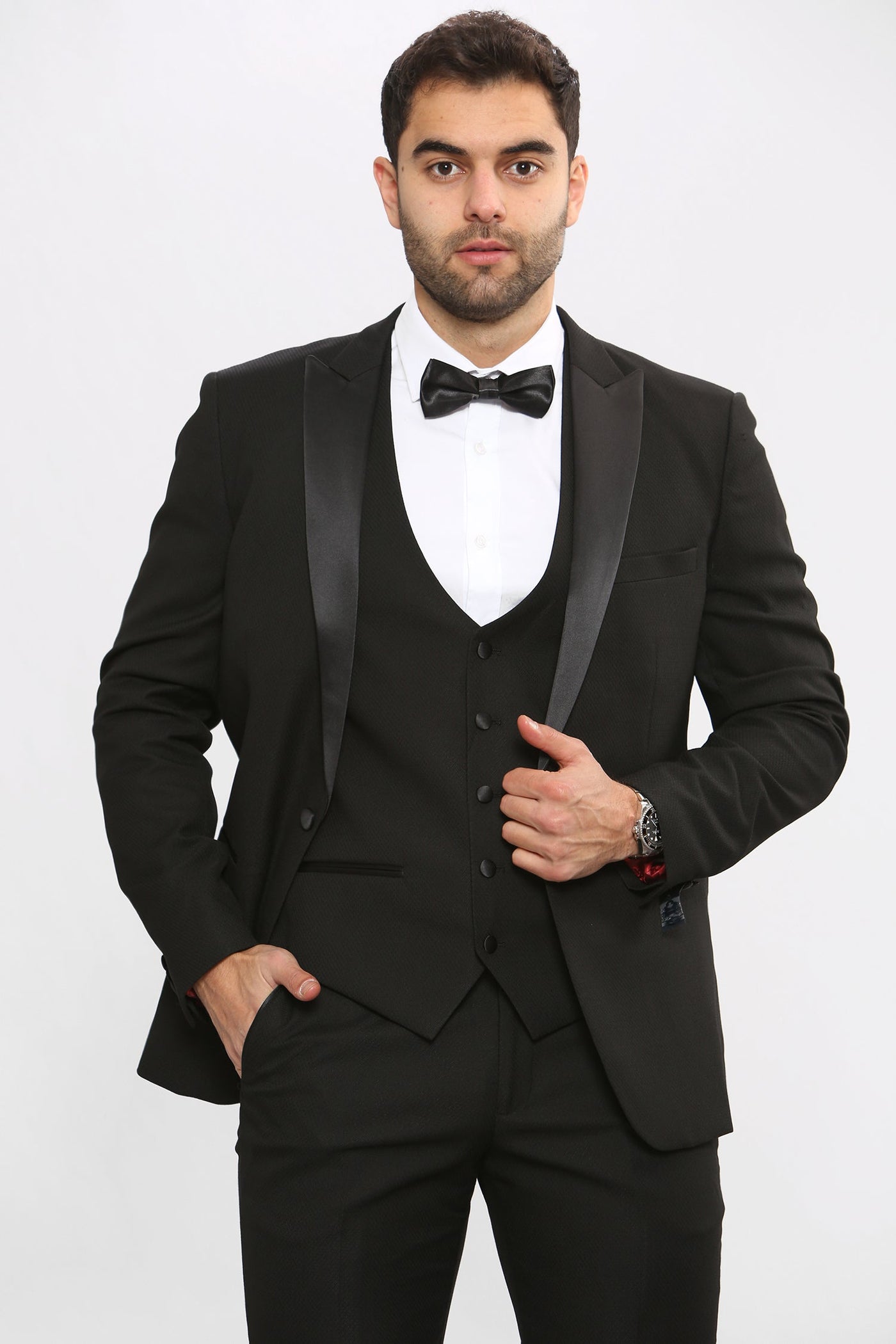DALTON Black Tux Lapel Diamond Three Piece Suit